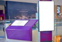 液晶广告机行业动态 数字化浪潮下的应用创新与市场格局